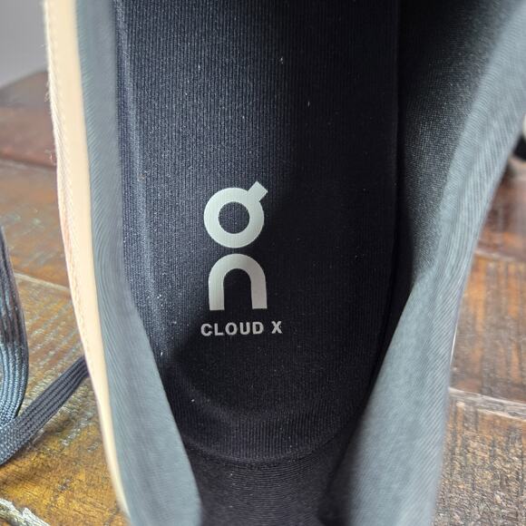 NEW ON Cloud X Womens Size 11 Comfy Running Shoes Sneakers Gym Orange White - Picture 11 of 11